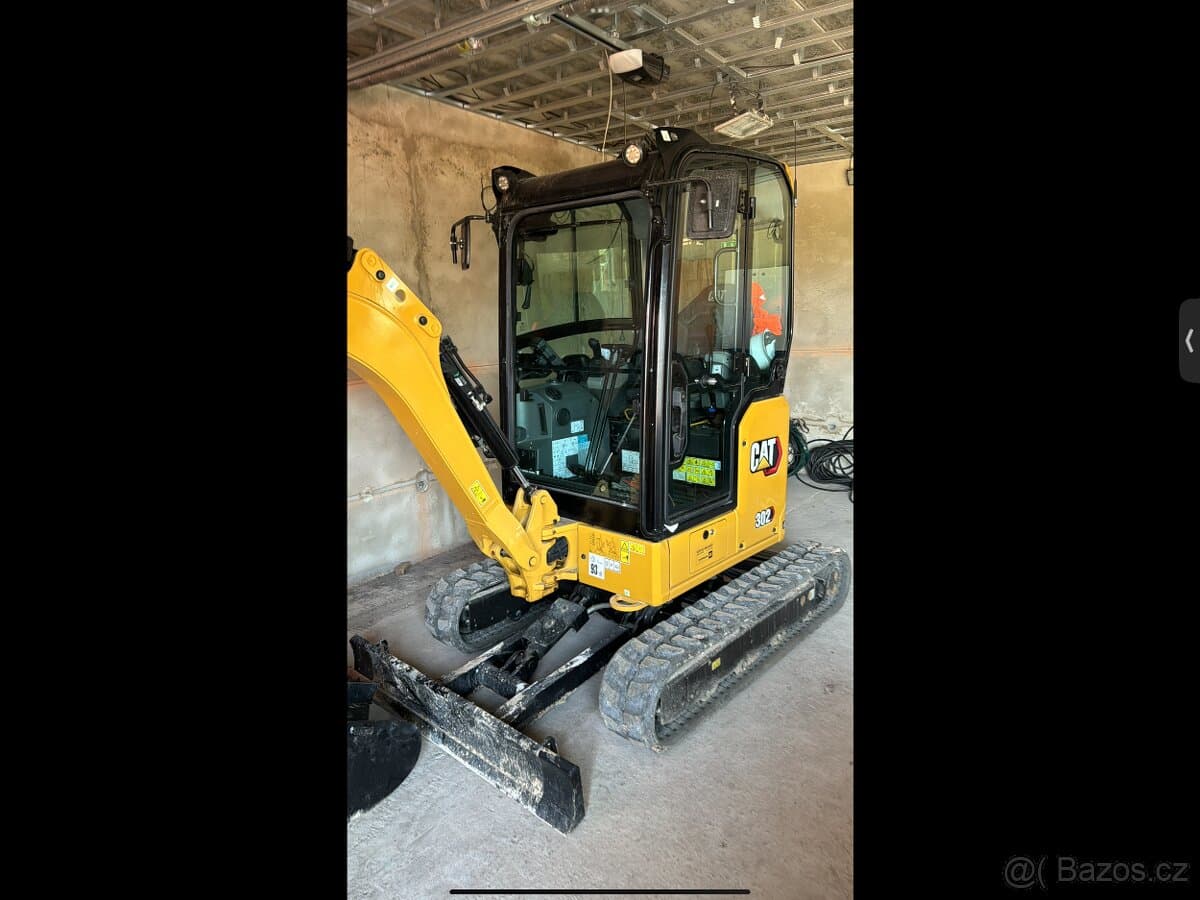 CAT 302 FULL Max Výbava PALEC