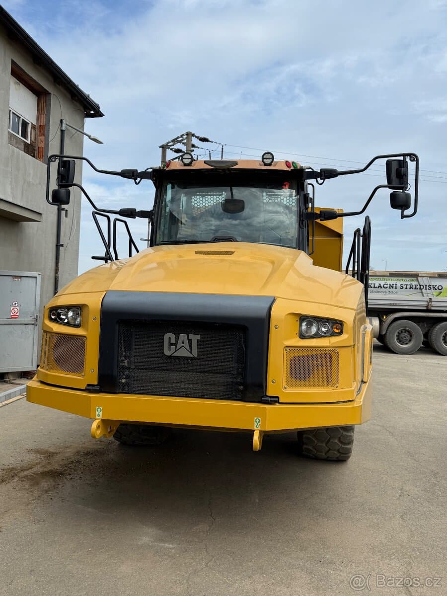 CAT- Caterpillar 730 DEMPR TOP Stav a na SPZ