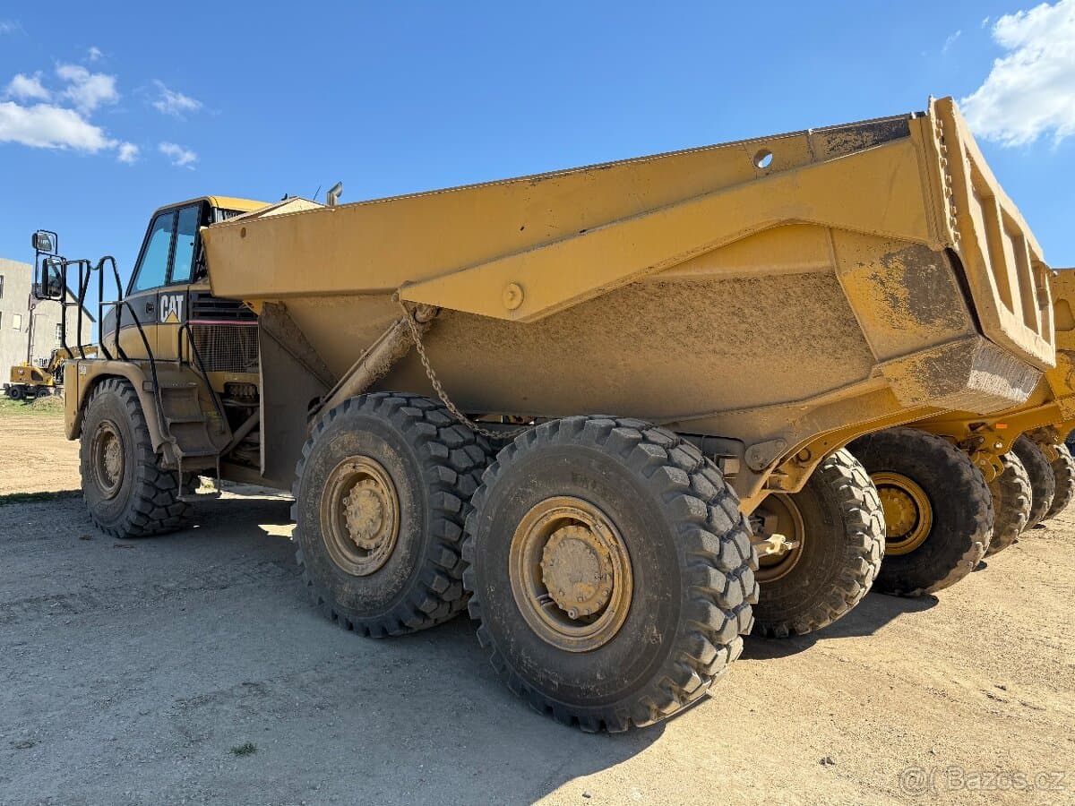 CAT- Caterpillar 730 DEMPR TOP Stav a na SPZ