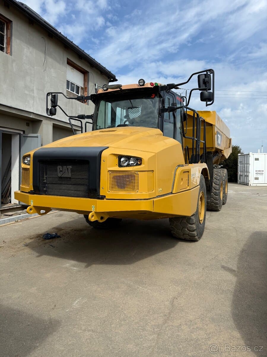CAT- Caterpillar 730 DEMPR TOP Stav a na SPZ