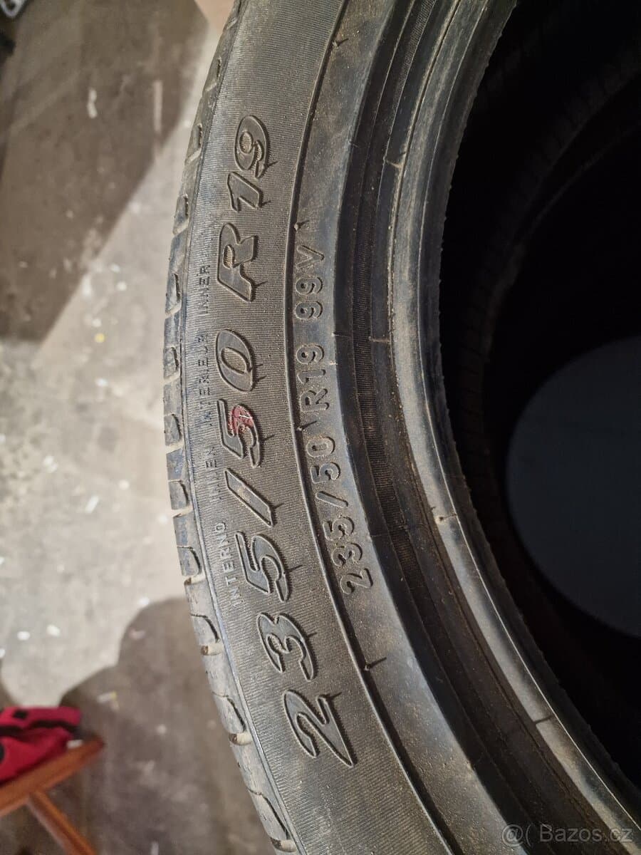 Pirelli 235/50 19