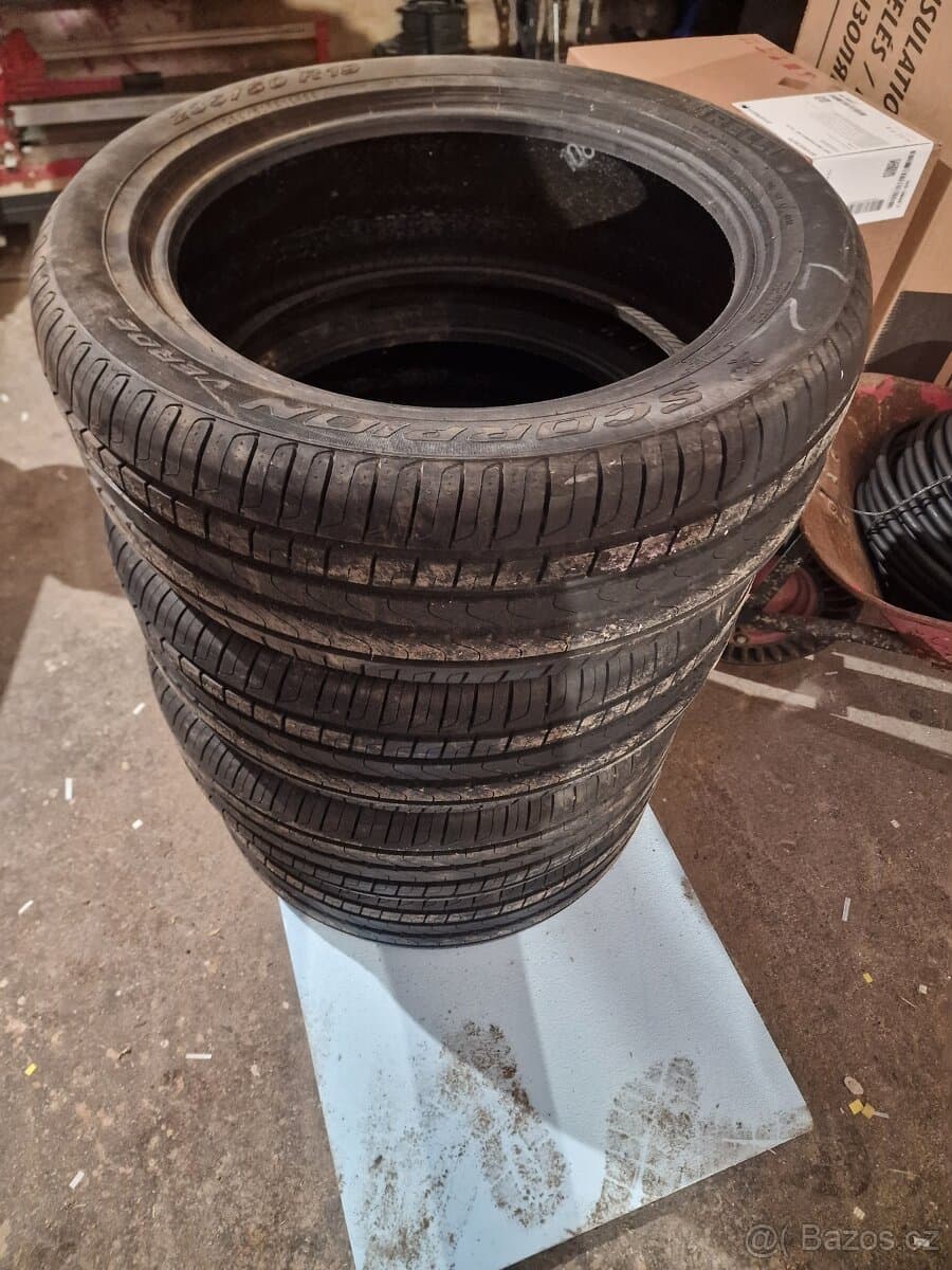Pirelli 235/50 19