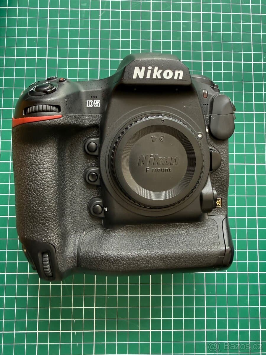 Nikon D5