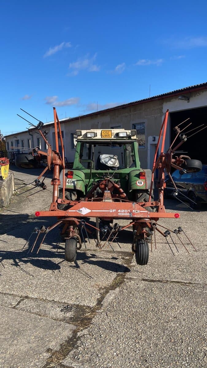 Kuhn 4201