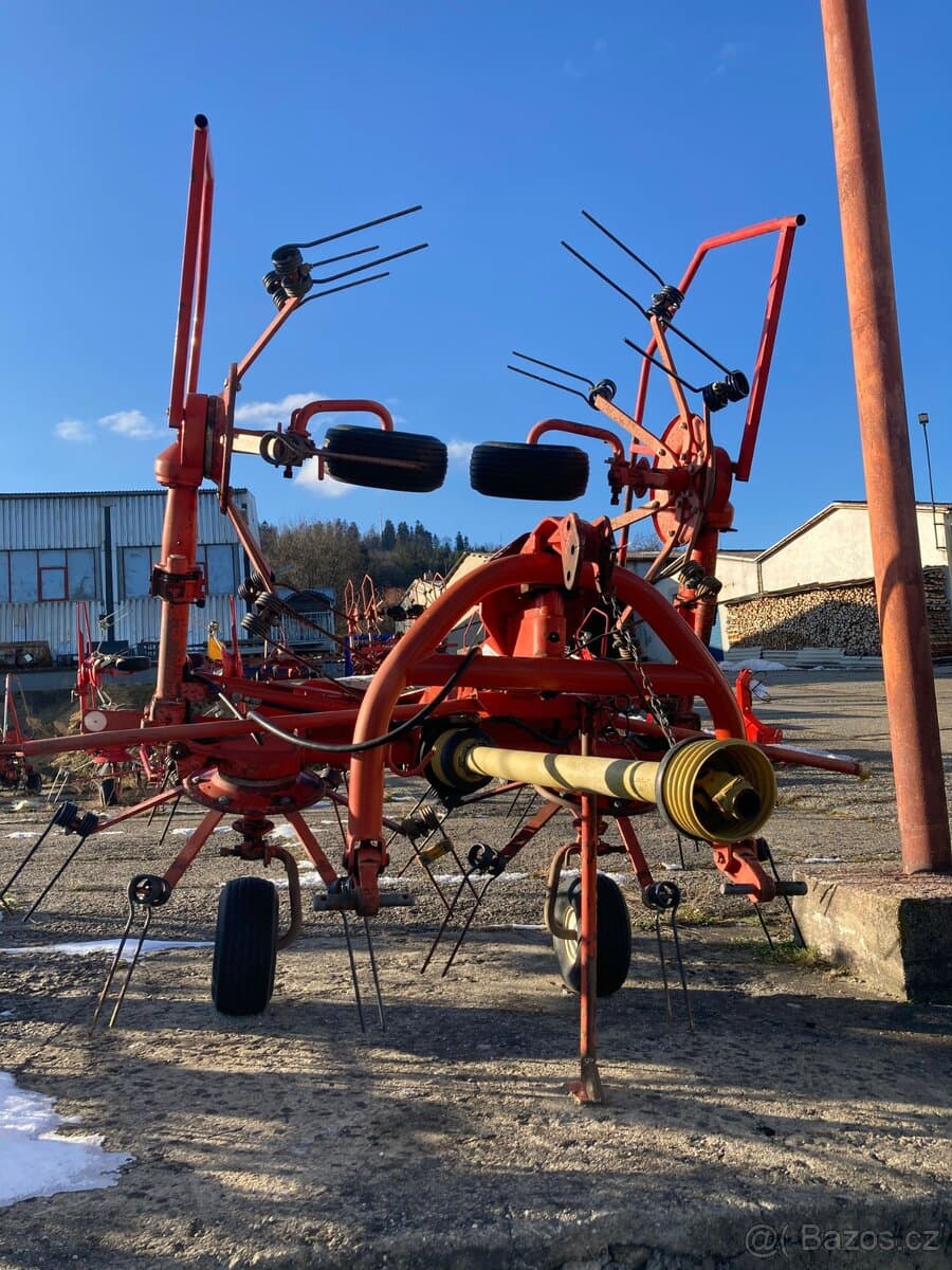 Obraceč Kuhn GF 4201 MH