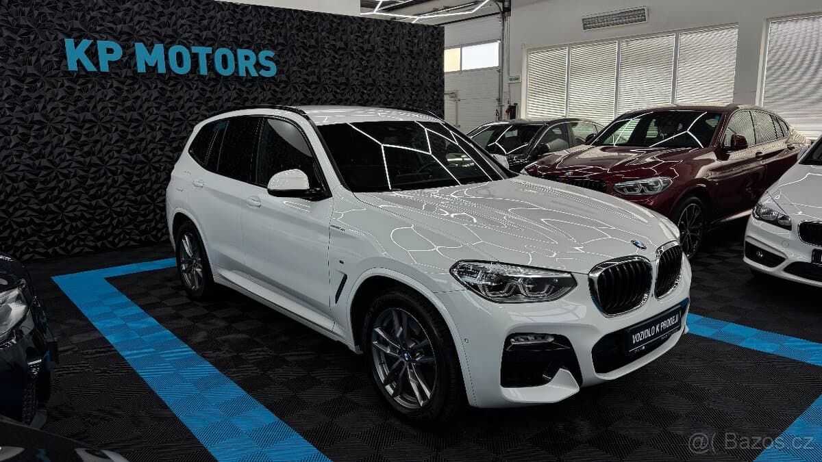 BMW X3 30d xDrive,G01,M paket,servis BMW,ČR,Výbava