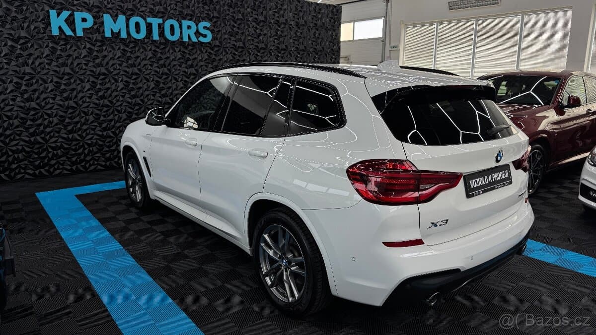 BMW X3 30d xDrive,G01,M paket,servis BMW,ČR,Výbava