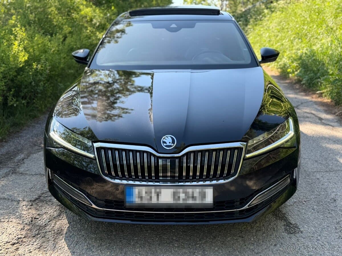Škoda Superb 3. Laurin&Klement 2.0TSI 200kW 4x4 DSG | TOP