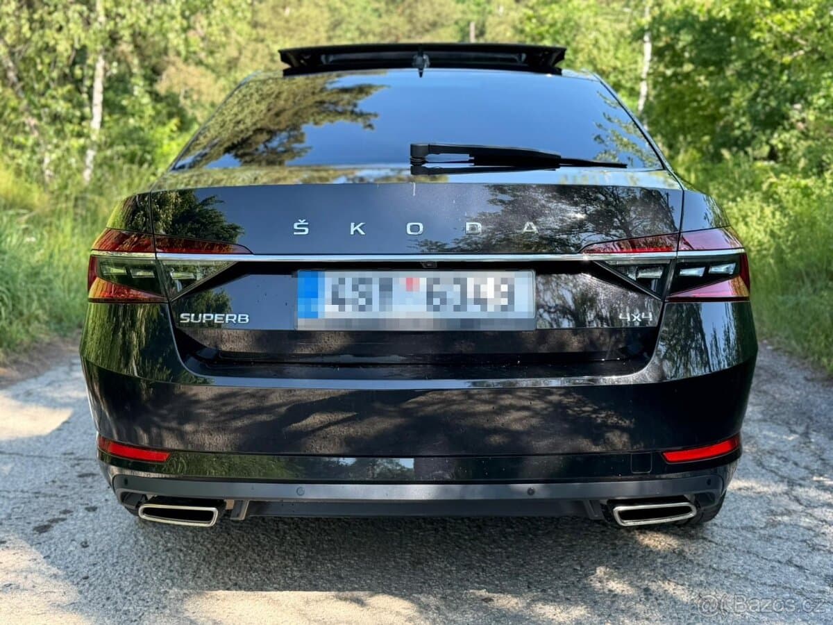 Škoda Superb 3. Laurin&Klement 2.0TSI 200kW 4x4 DSG | TOP