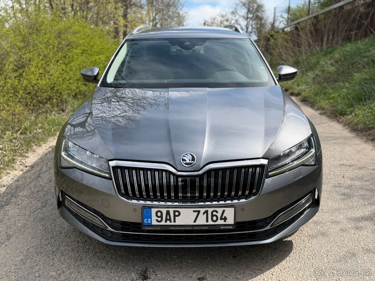 Škoda Superb FL 2.0TSI 140kW DSG 2023 | Tažné,Navi,Kamera