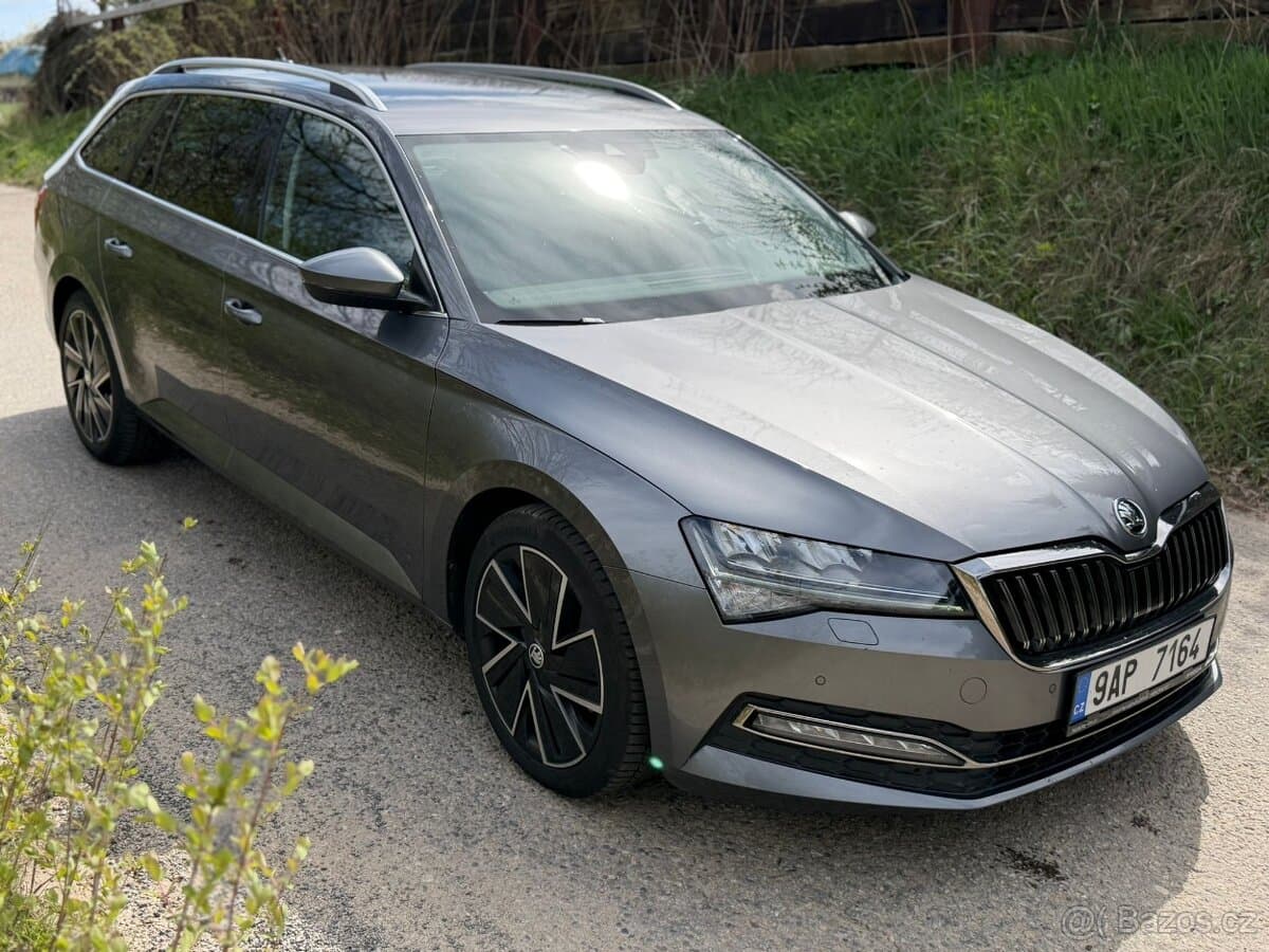 Škoda Superb FL 2.0TSI 140kW DSG 2023 | Tažné,Navi,Kamera
