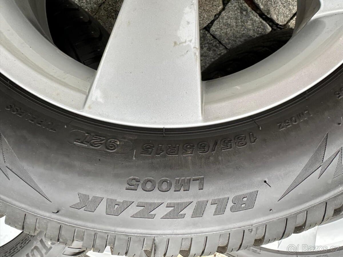 Originální zimní sada kol Škoda Fabia 4. Hadar 15"