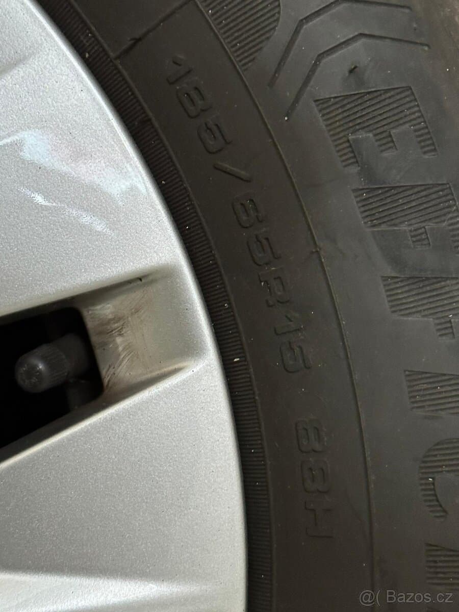 Originální kompletní sada letních kol Fabia 4 - R15 | 5x100