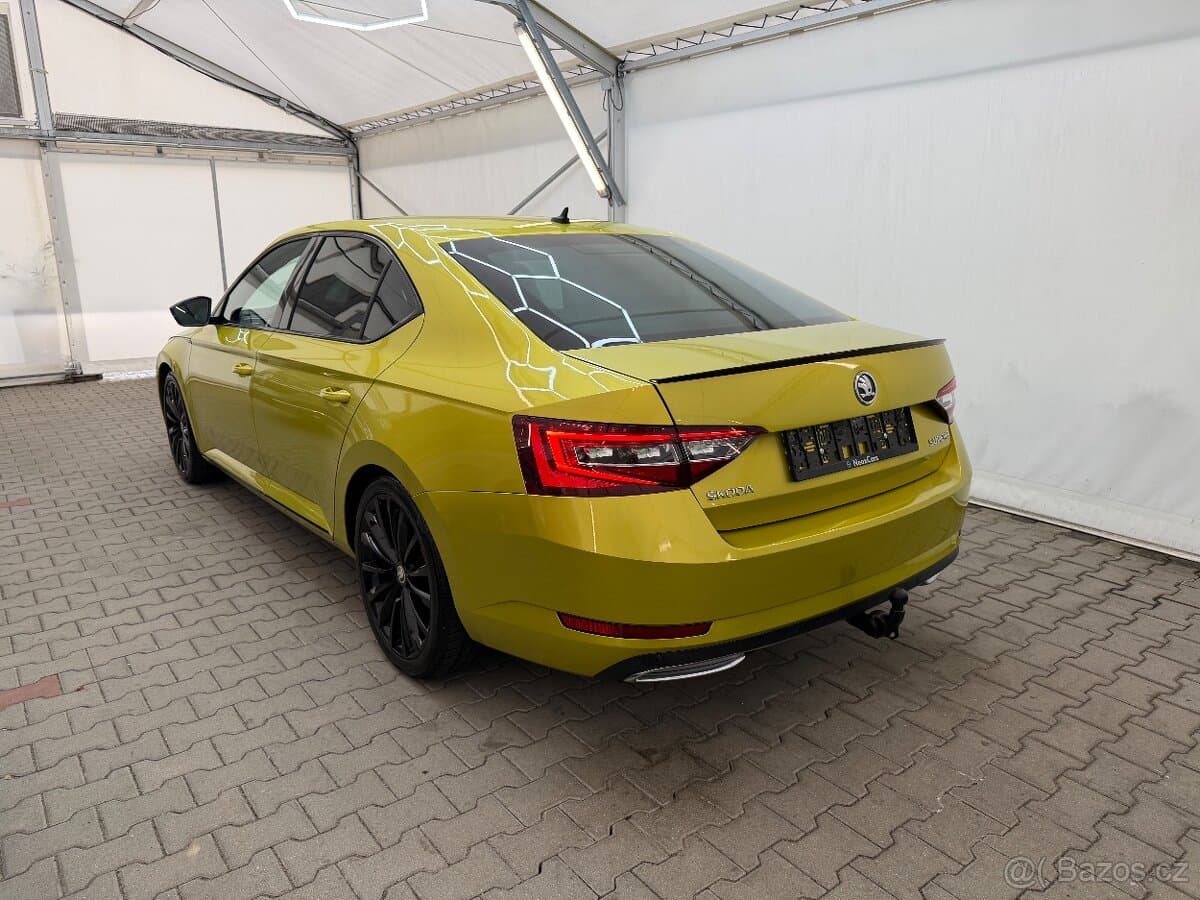 Škoda Superb III sedan 2.0 TSi,162kW,DSG,Sportline,tažné,ACC