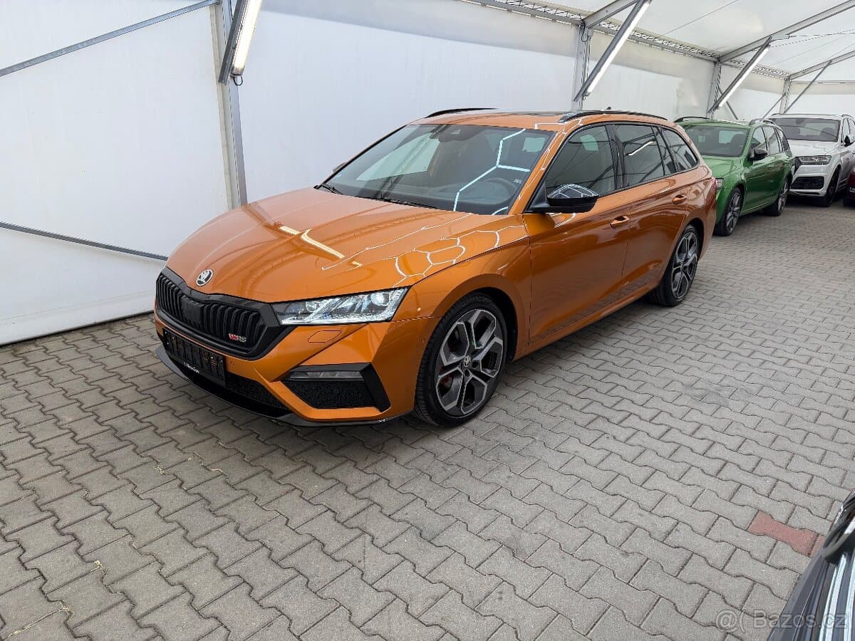 Škoda Octavia 4 combi RS 2.0TDi,147kW,DSG,Tažné,Panorama,DPH