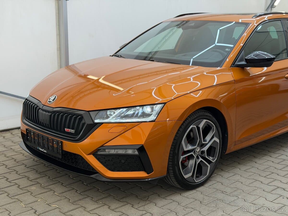 Škoda Octavia 4 combi RS 2.0TDi,147kW,DSG,Tažné,Panorama,DPH