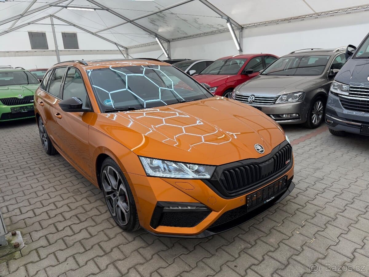 Škoda Octavia 4 combi RS 2.0TDi,147kW,DSG,Tažné,Panorama,DPH