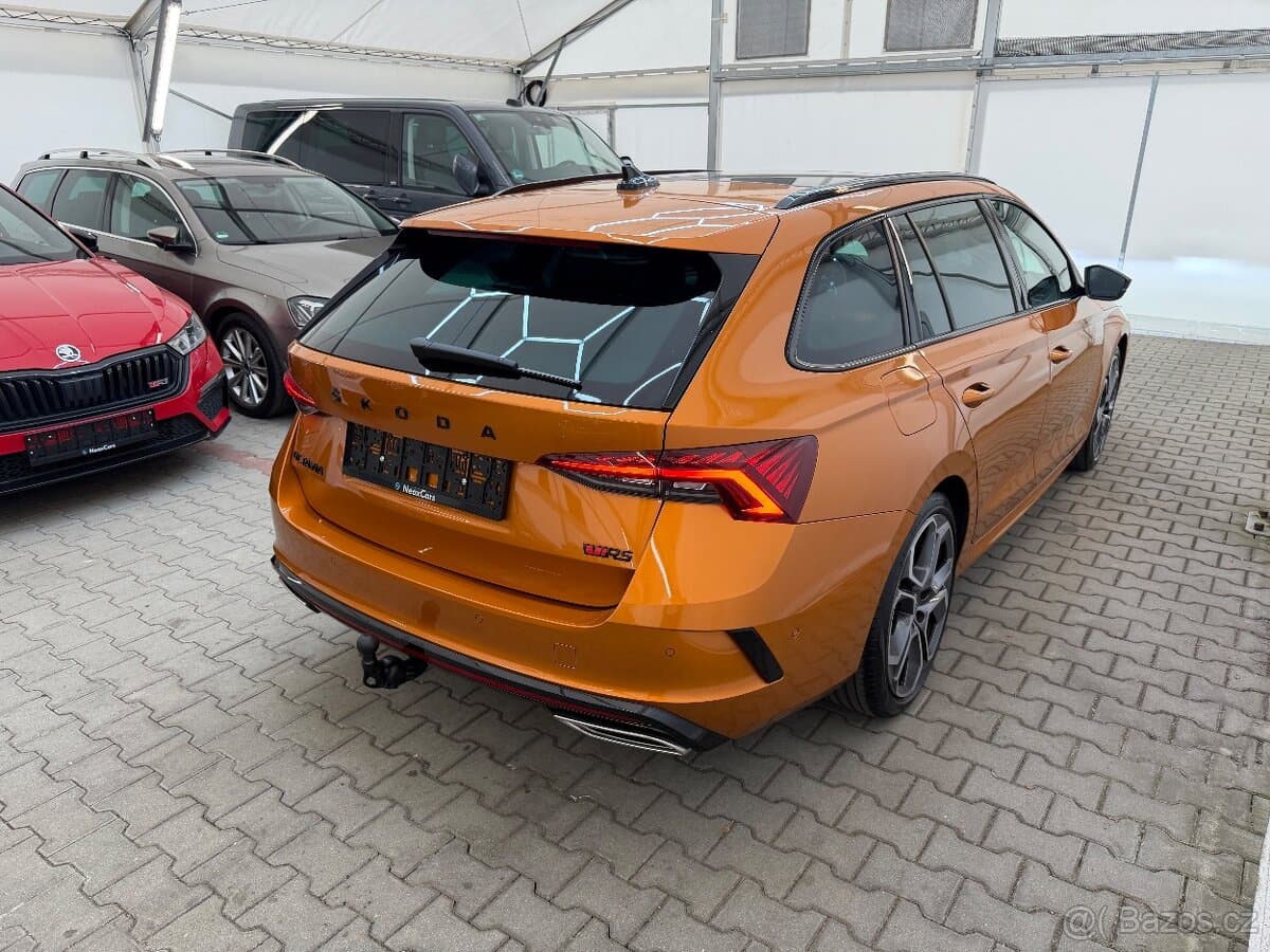Škoda Octavia 4 combi RS 2.0TDi,147kW,DSG,Tažné,Panorama,DPH