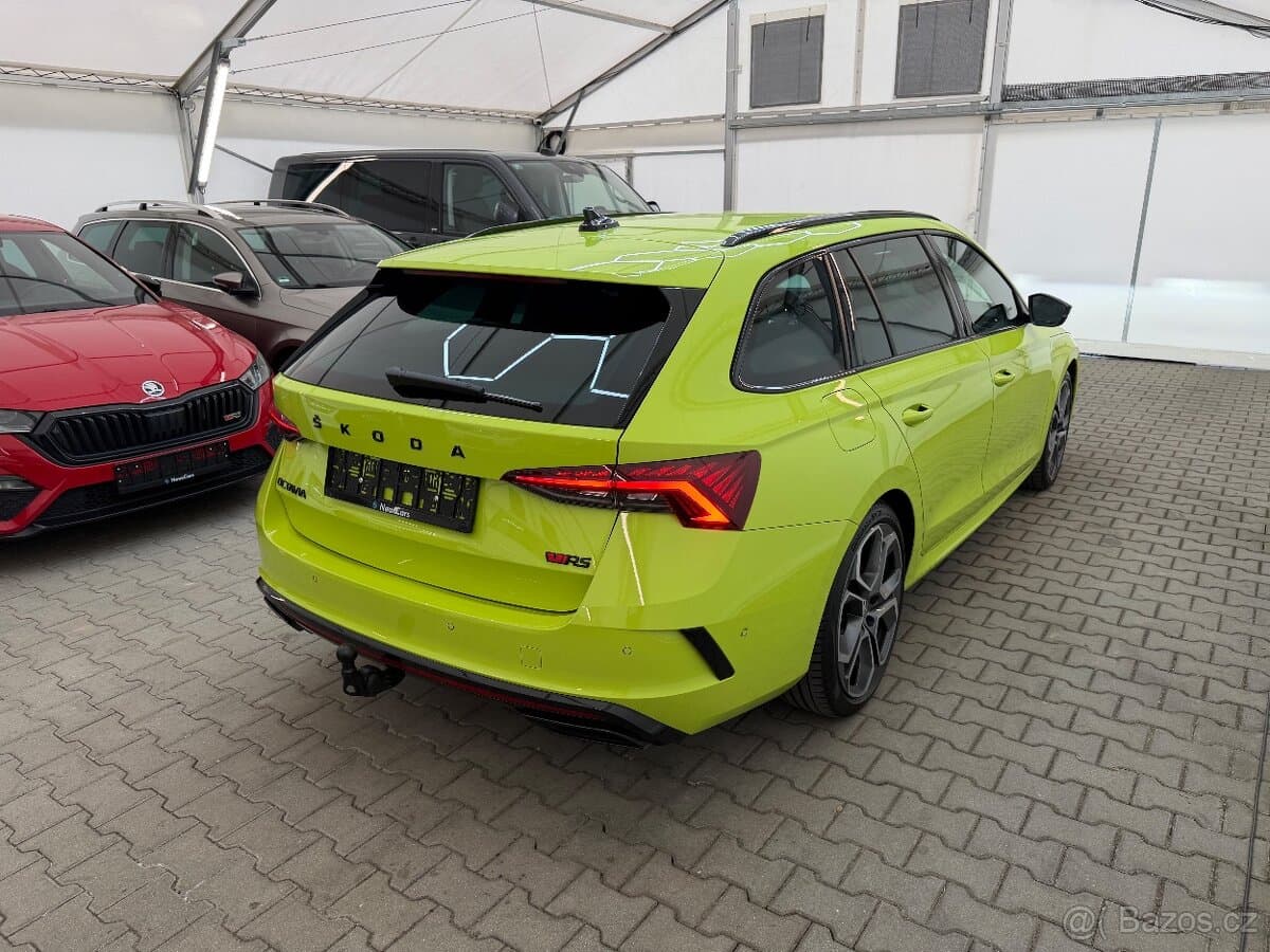 Škoda Octavia 4 combi RS 2.0TDi,147kW,DSG,4x4,Webasto,Tažné
