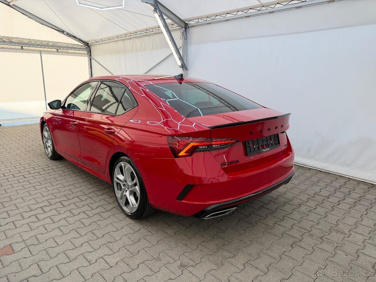 Škoda Octavia 4 RS sedan 2.0 TDi,147kW,DSG,Tažné,LED,DPH1maj