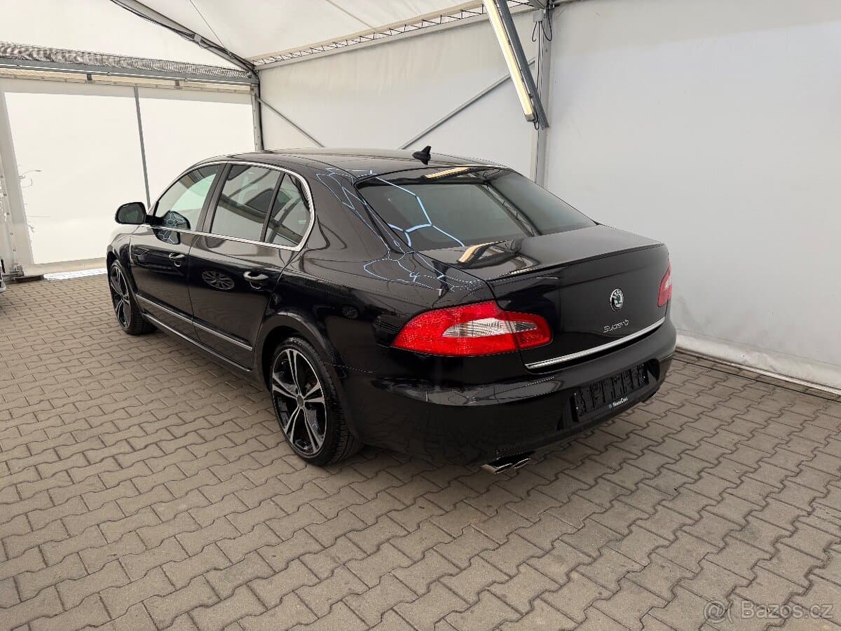 Škoda Superb II sedan 2.0TSi,147kW,DSG,Xenony,Kůže,160TKM