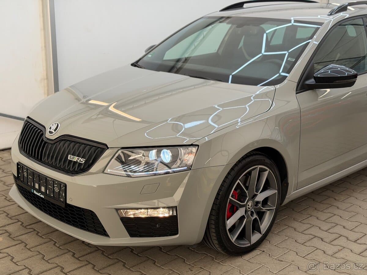 Škoda Octavia III combi 2.0 TDi,135kW,man,RS,Webasto,ZADÁNO