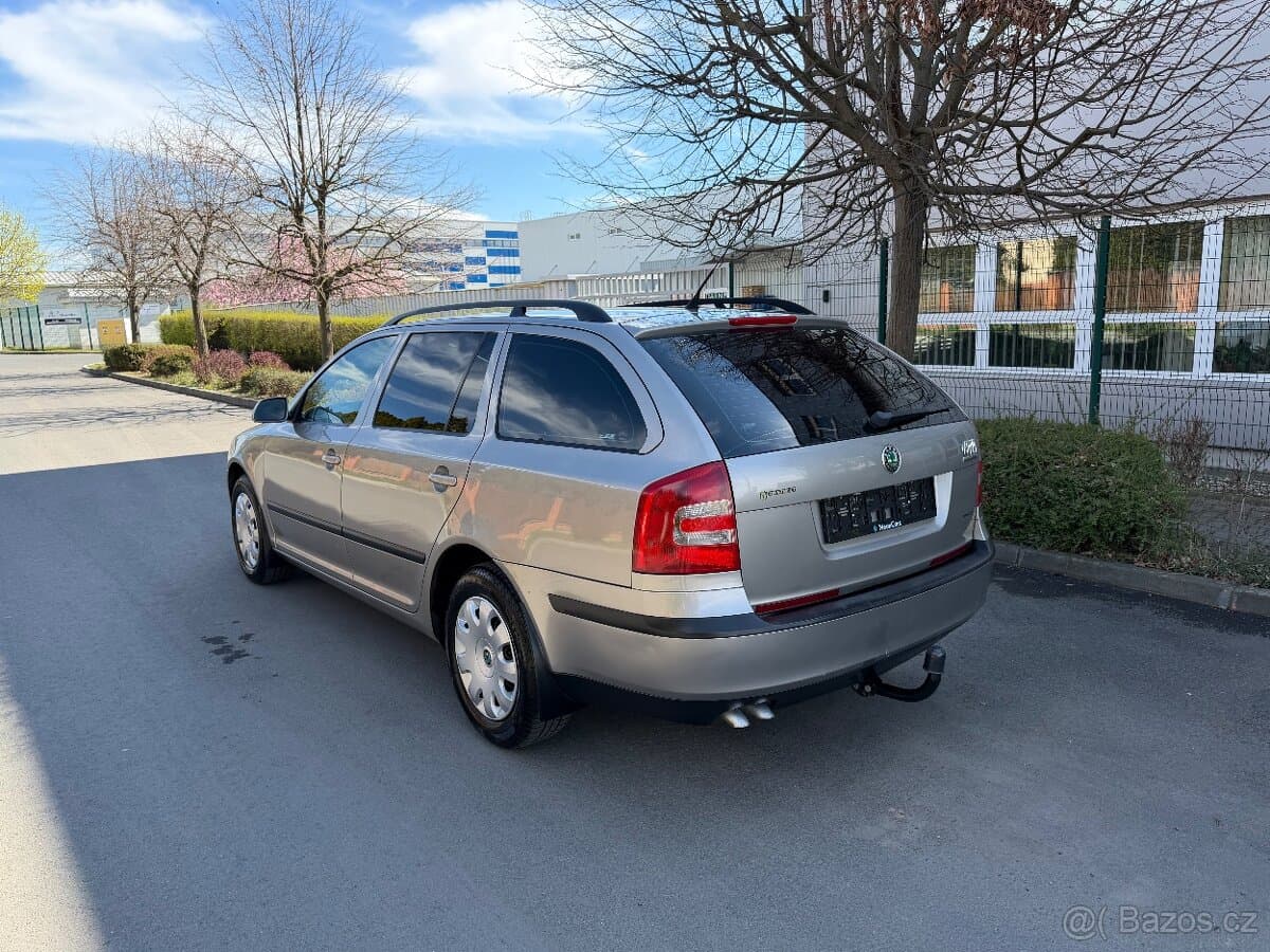 Škoda Octavia II combi 1.9 TDi,77kW,manual,Sportpaket,ZADÁNO