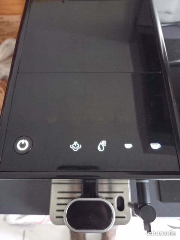 Kávovar BEKO Compact CEG 3192 B
