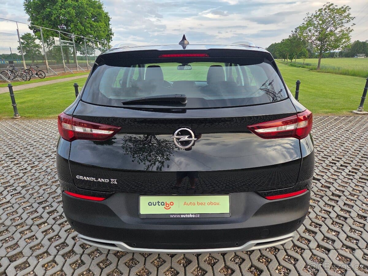 Opel Grandland X, 2.0 D,130 kW,AT,Innovation,DPH