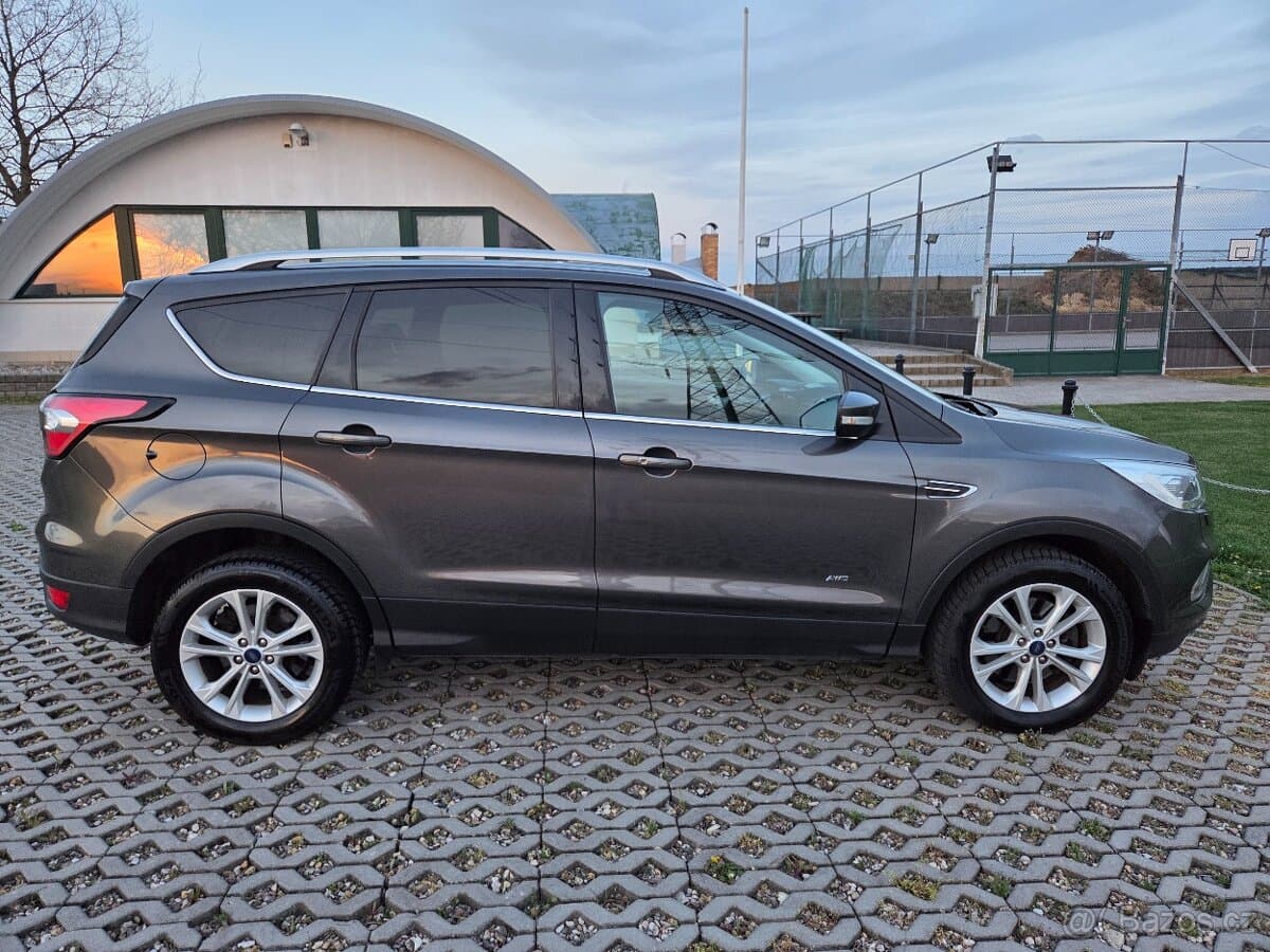 Ford Kuga, 2.0 TDCi,110kW,ČR,kamera,Panor