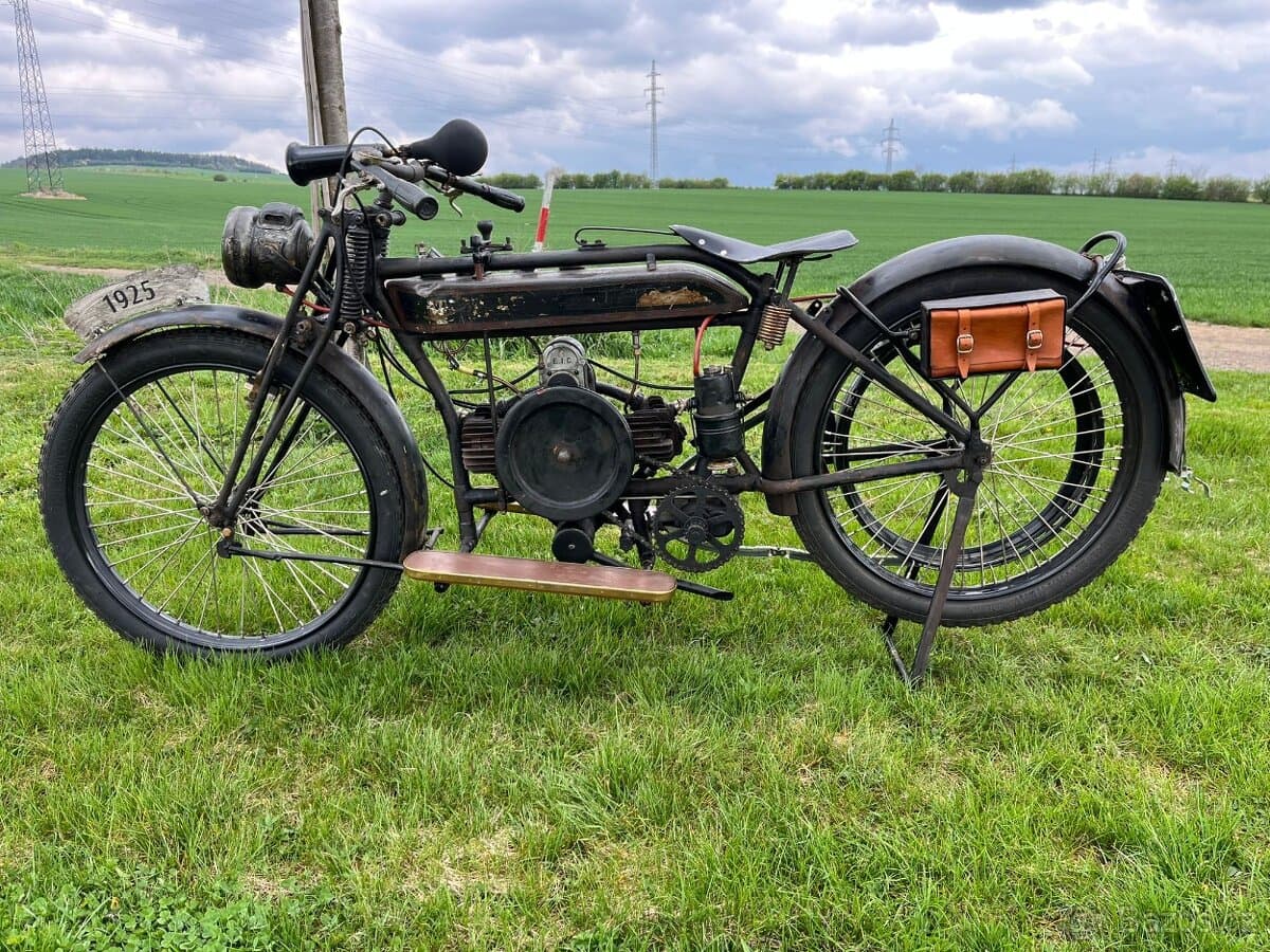Douglas 350TS s doklady
