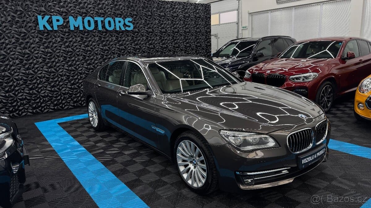 BMW 730d xDrive,F01 Facelift,ČR,Webasto,LED,tažné