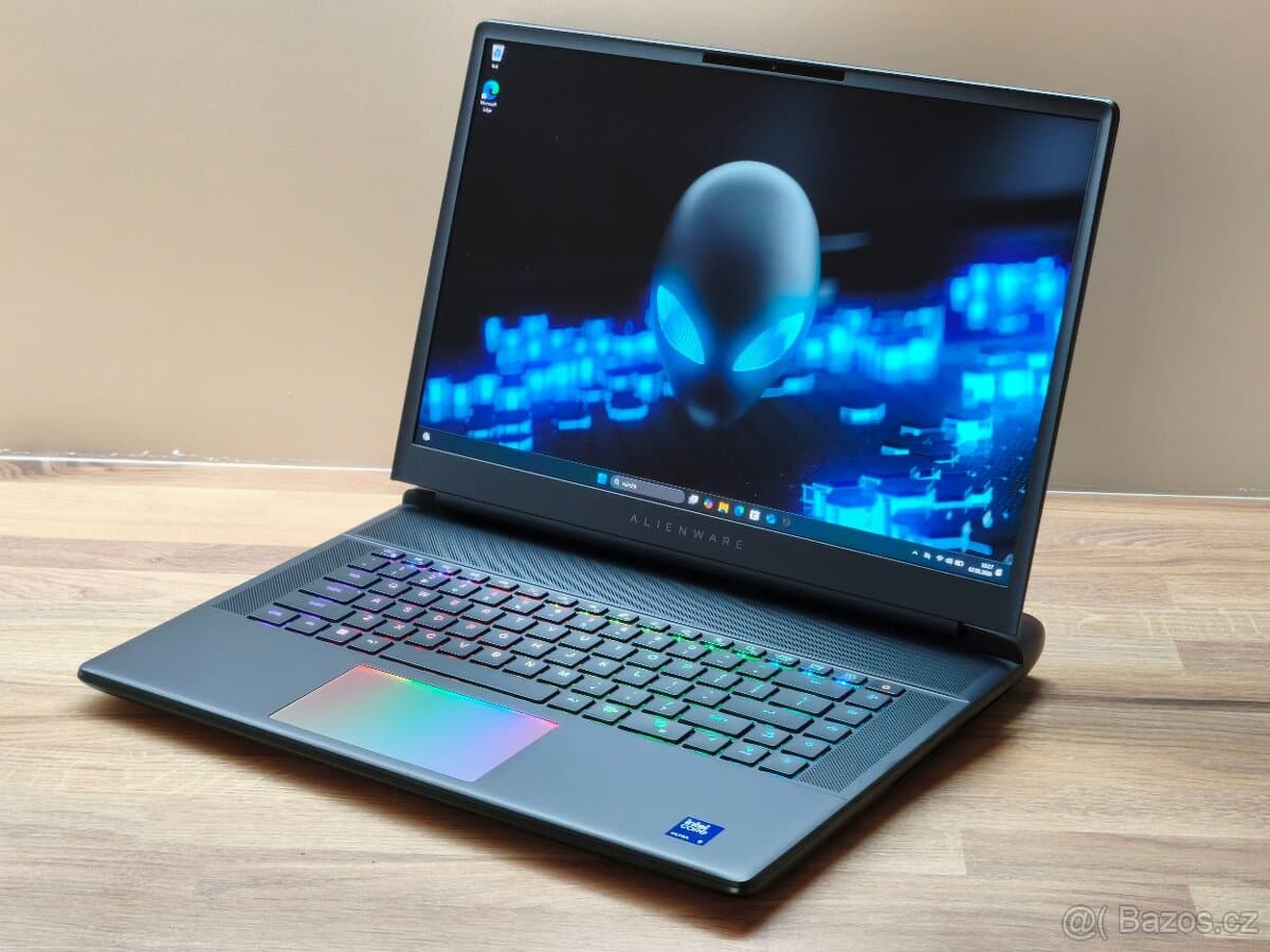 RTX 5090 24GB_ALIENWARE 16 AREA-51_240HZ_U9-275HX_64GB_2TB
