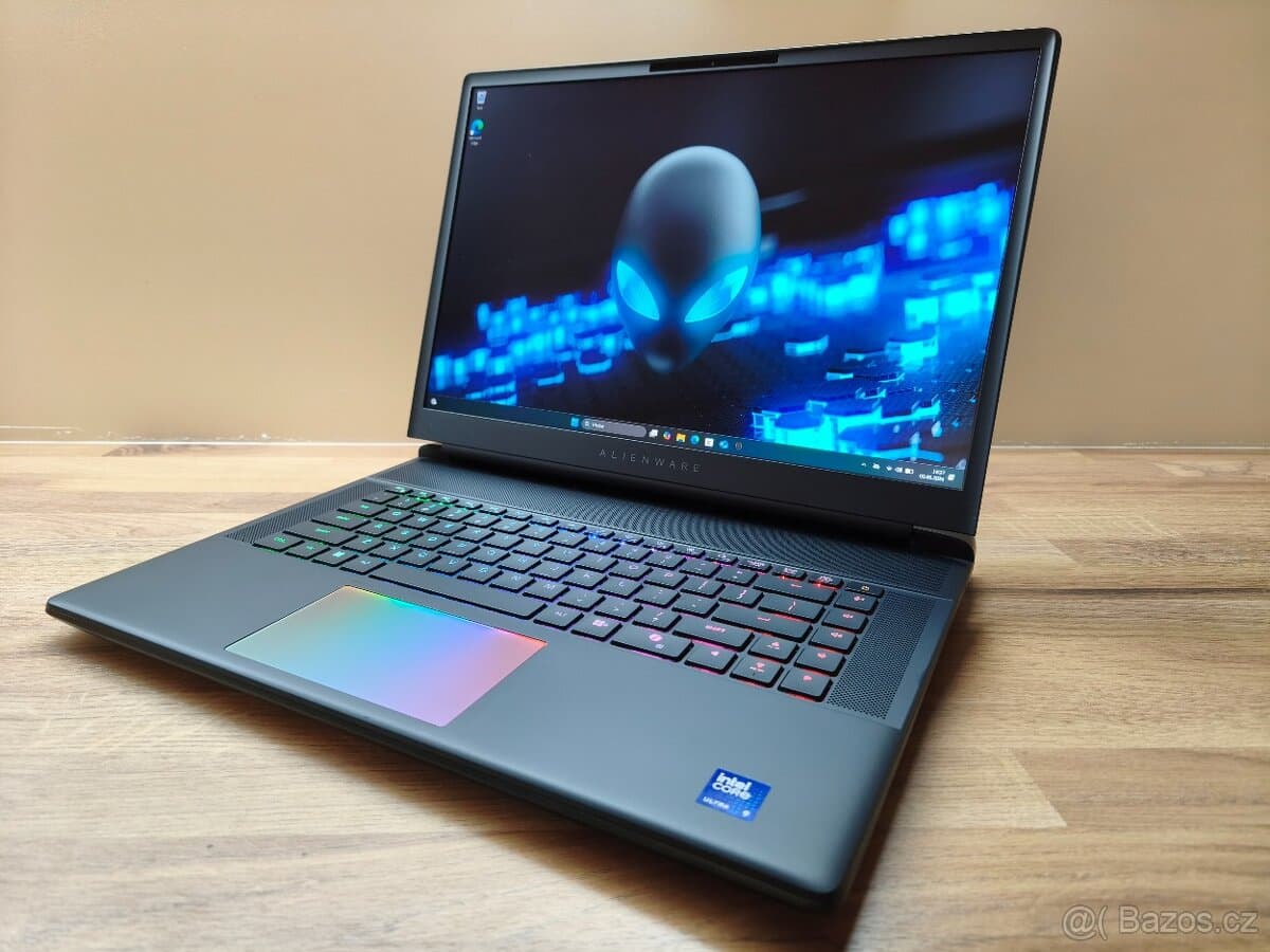 RTX 5090 24GB_ALIENWARE 16 AREA-51_240HZ_U9-275HX_64GB_2TB