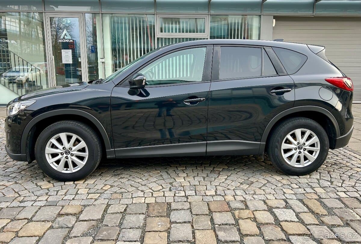 Mazda CX-5 2.0i 121KW BENZIN XENON-PDC-RVM-VÝHŘEV-SERVISKA