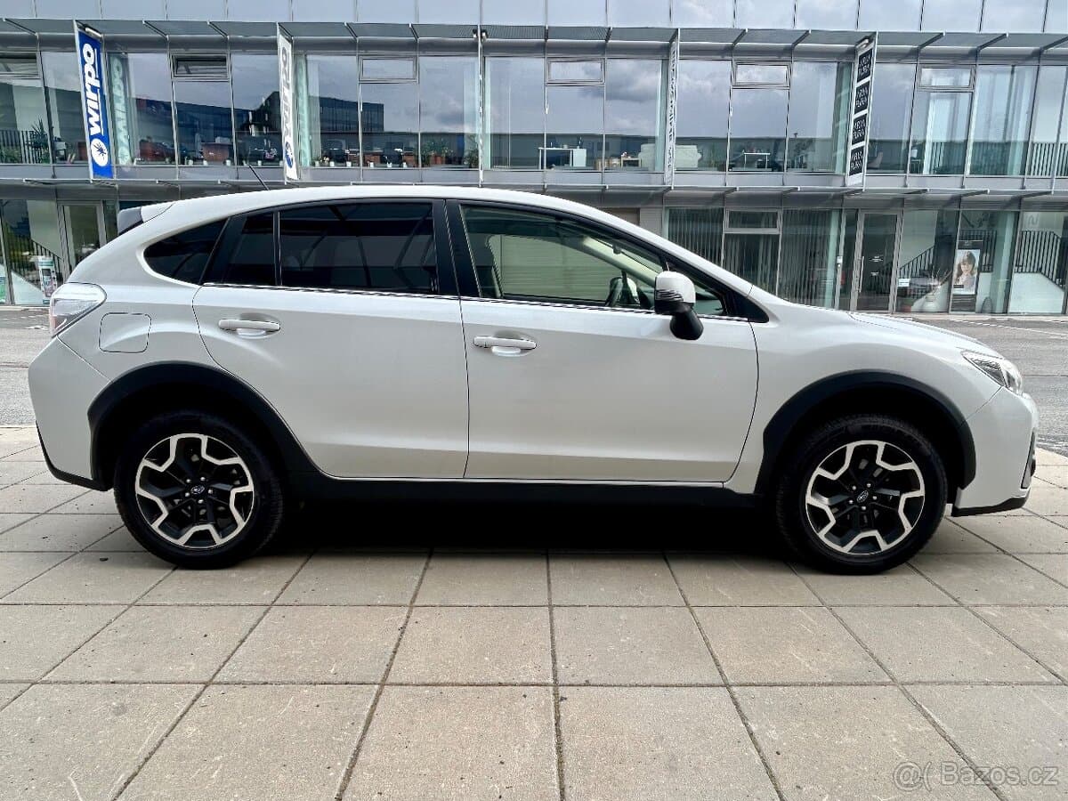 SUBARU XV 2.0i 4x4 BENZIN LPG AUTOMAT-KAMERA-XENONY-2016
