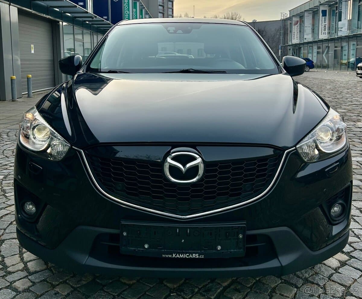 Mazda CX-5 2.0i 121KW BENZIN XENON-VÝHŘEV-PDC-RVM-SERVISKA
