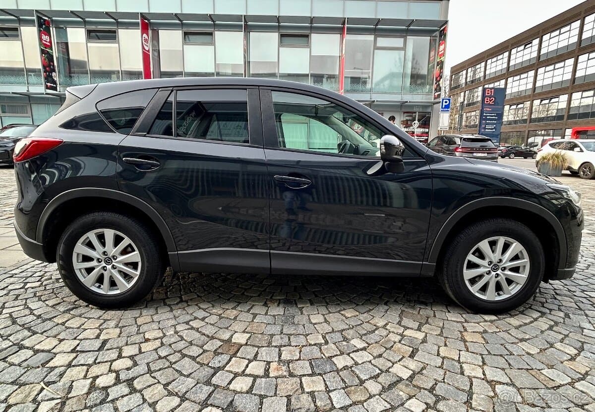 Mazda CX-5 2.0i 121KW BENZIN XENON-VÝHŘEV-PDC-RVM-SERVISKA