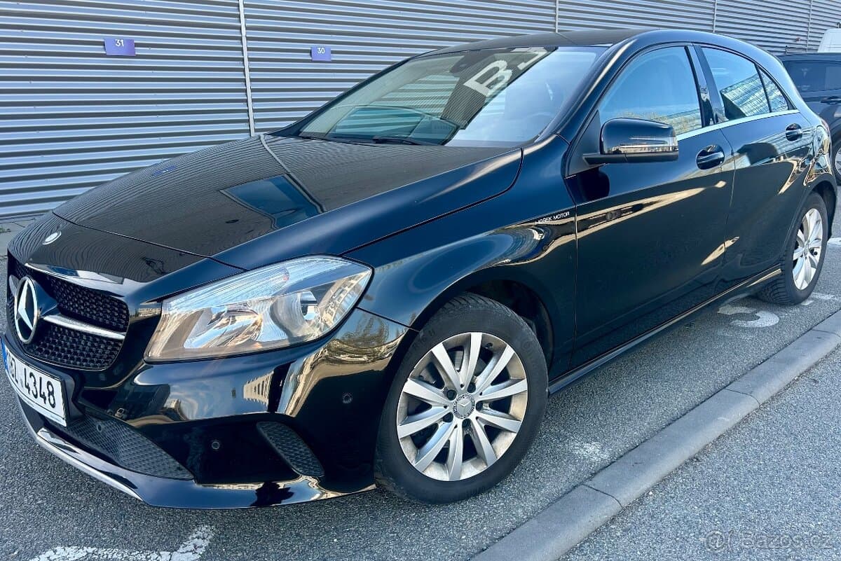 Mercedes-Benz A180i 90kw VYHŘEV-PDC-CZ