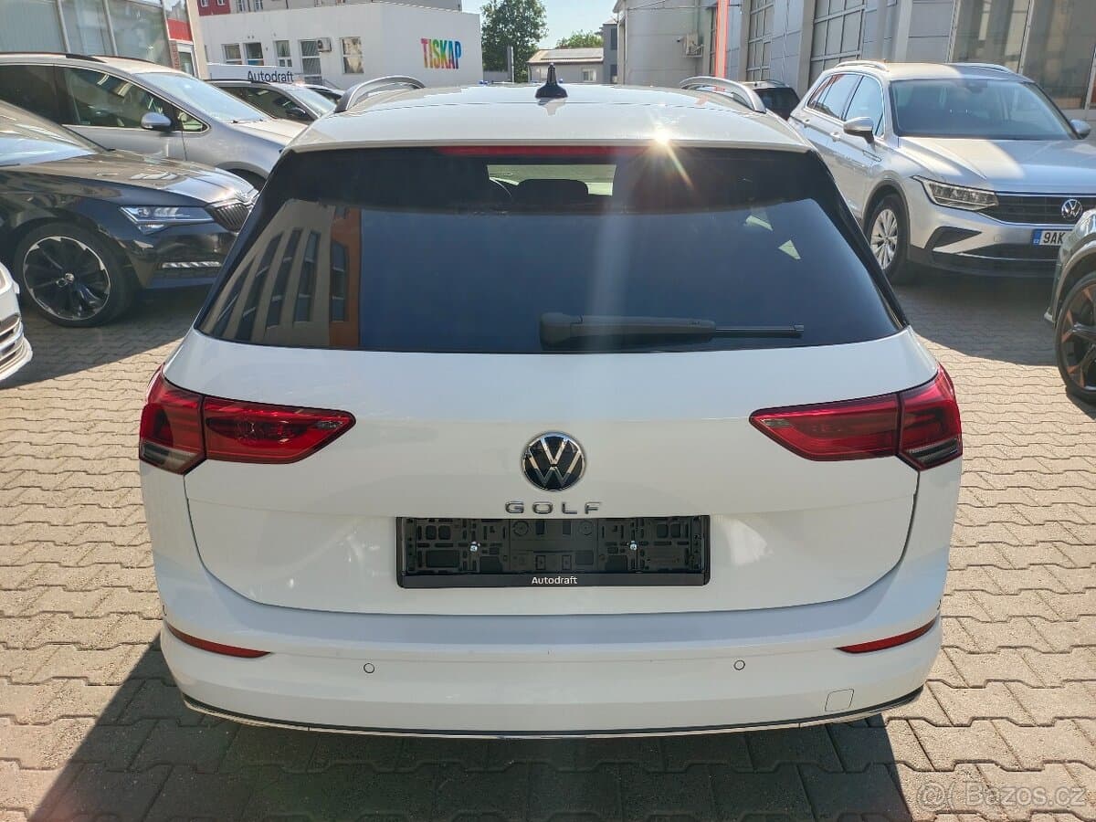VW Golf 8 Variant Style 2.0TDI 110kW DSG - záruka Autodraft