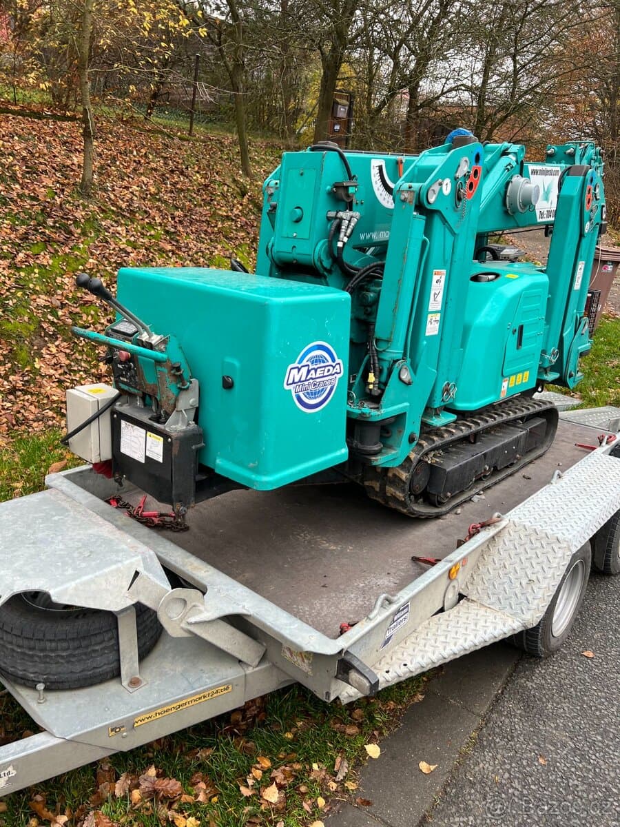 Minijeřáb Maeda MC285 CRME-2