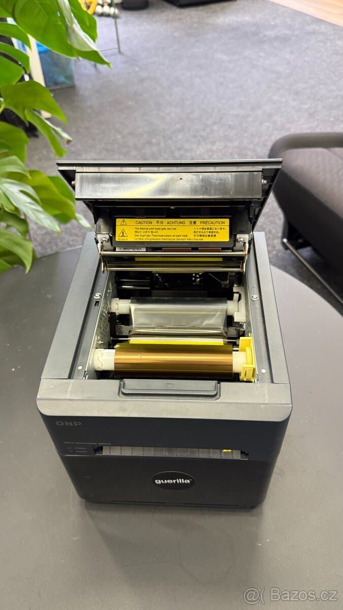 Mobilní fototiskárna DNP DP-QW410