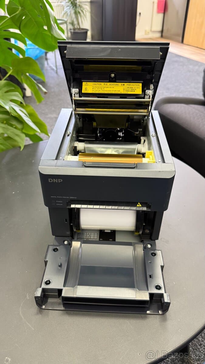 Mobilní fototiskárna DNP DP-QW410