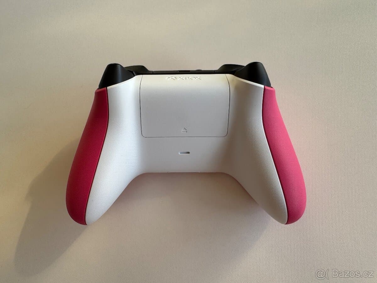 Bezdrátový ovladač Microsoft Xbox Series - růžový
