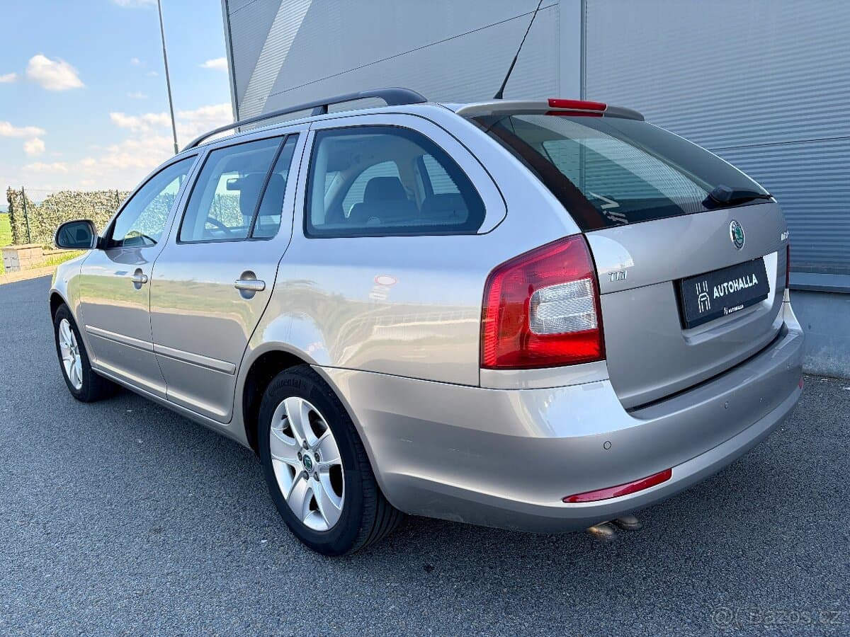 Škoda Octavia Combi 1.9TDI 77kW TAŽNÉ Senzory XENONY Rozvody
