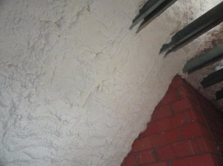 PUR, pěna PUR stříkaná, IZOLACE tepla - ÚSPORA