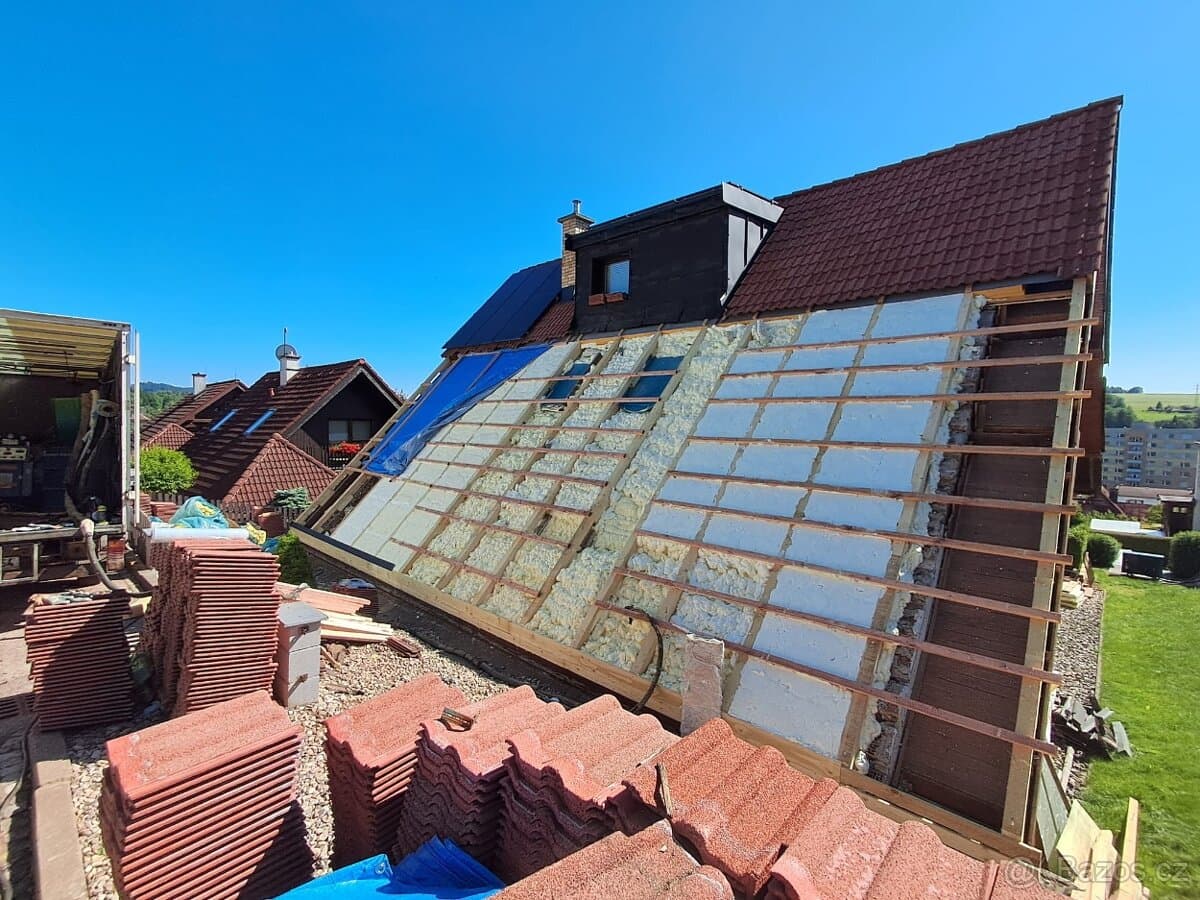 IZOLACE PUR, uzolace stříkanou pěnou