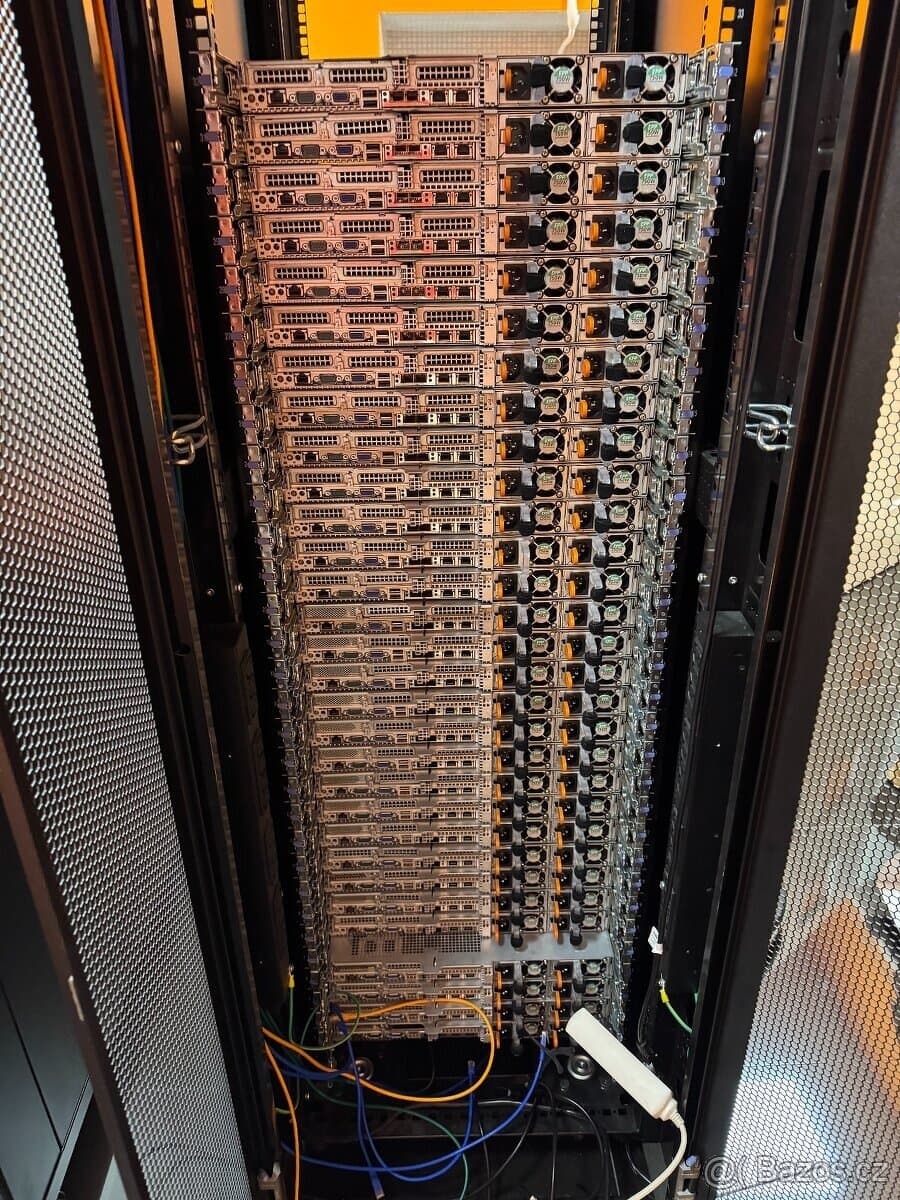 DELL PowerEdge R640 8SFF 2x Xeon Gold 6138 32GB RAM H730