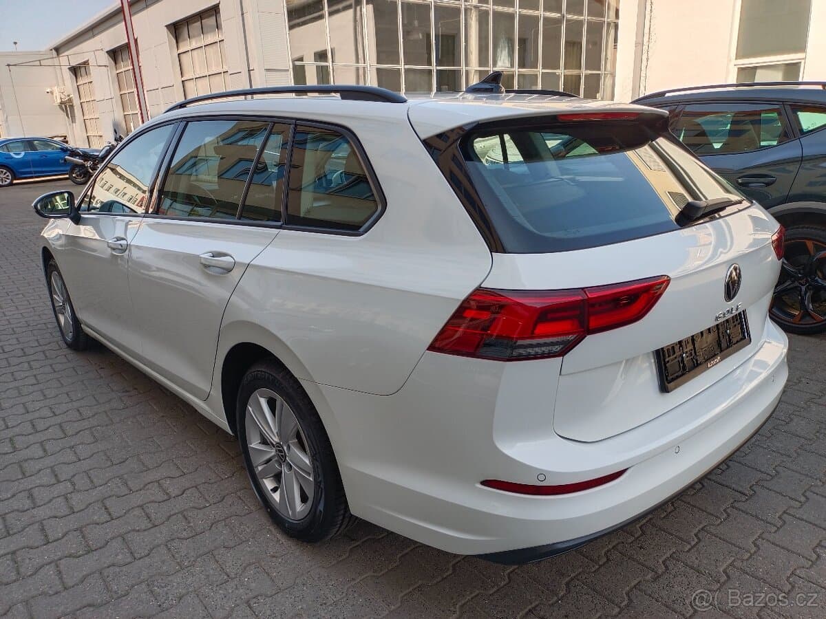 VW Golf 8 Variant 2.0TDI 110kW DSG - záruka Autodraft