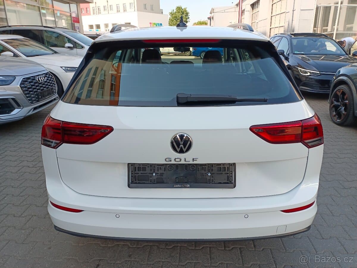 VW Golf 8 Variant 2.0TDI 110kW DSG - záruka Autodraft